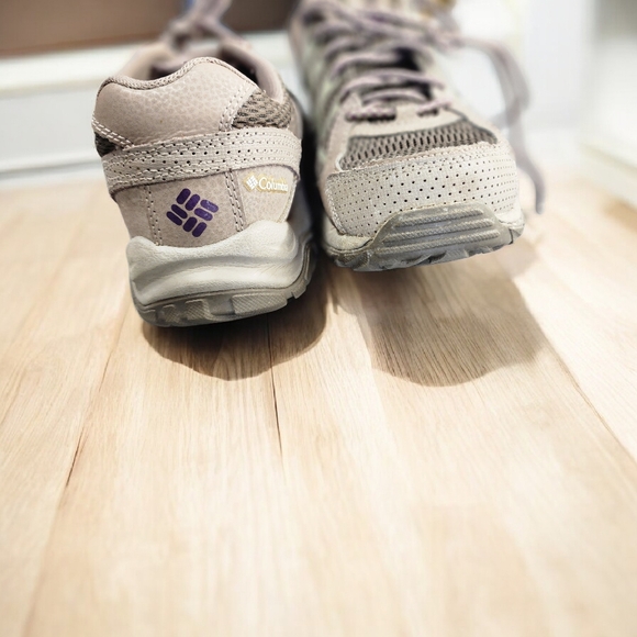 Columbia Strata Trail Low Women's Omnitech Size 8.5 Light Brown/gray Waterproof - Picture 13 of 16